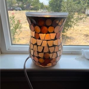 Wax warmer